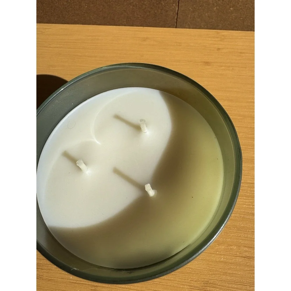 Bath & Body Works Tree Farm Candle 3 Wick 14.5 oz Large Christmas‎ NEW